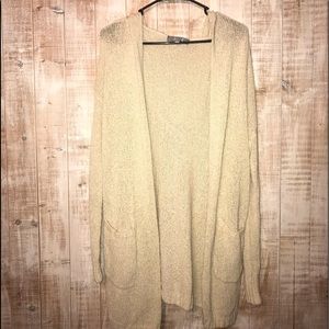 crème cardigan